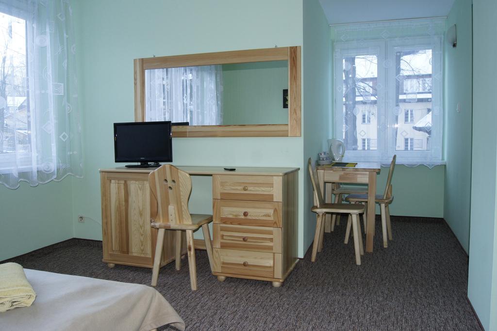 Dw Sloneczna Bed & Breakfast Zakopane Ruang foto