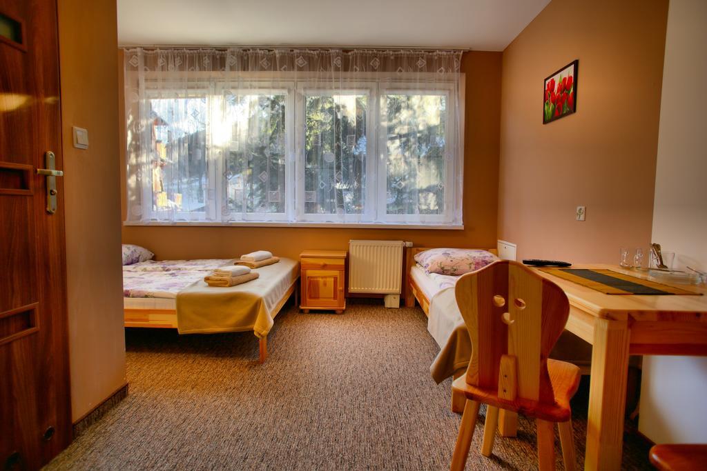 Dw Sloneczna Bed & Breakfast Zakopane Ruang foto